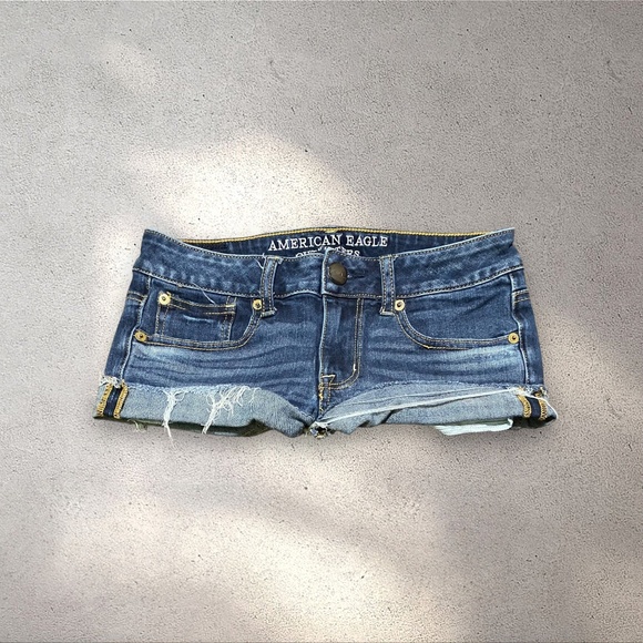 !! SOLD DO NOT BUY !! American Eagle Oufitters Low Rise Micro Denim Shorts - Picture 1 of 2